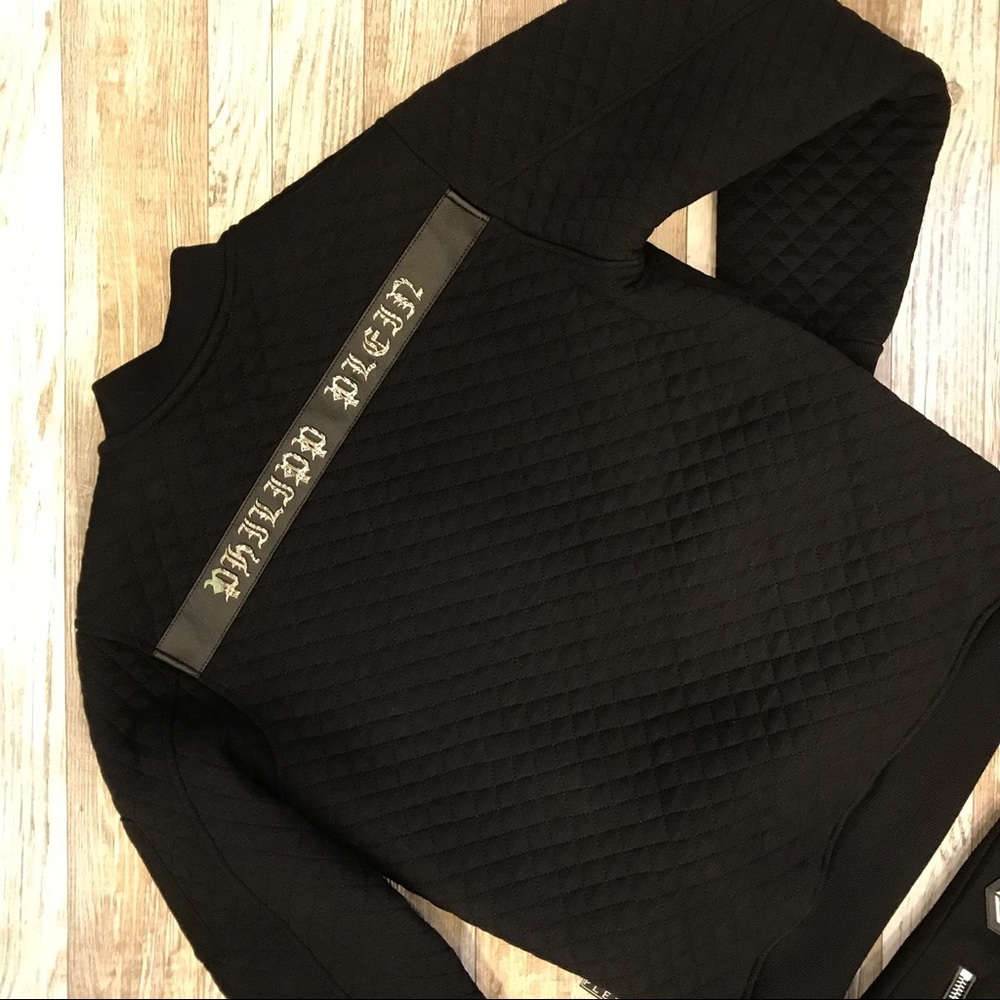 Brand new two pieces unisex stylish 👌